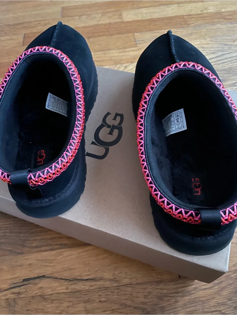 UGG Kids Black Slip-On Clog with Pink Knit Trim